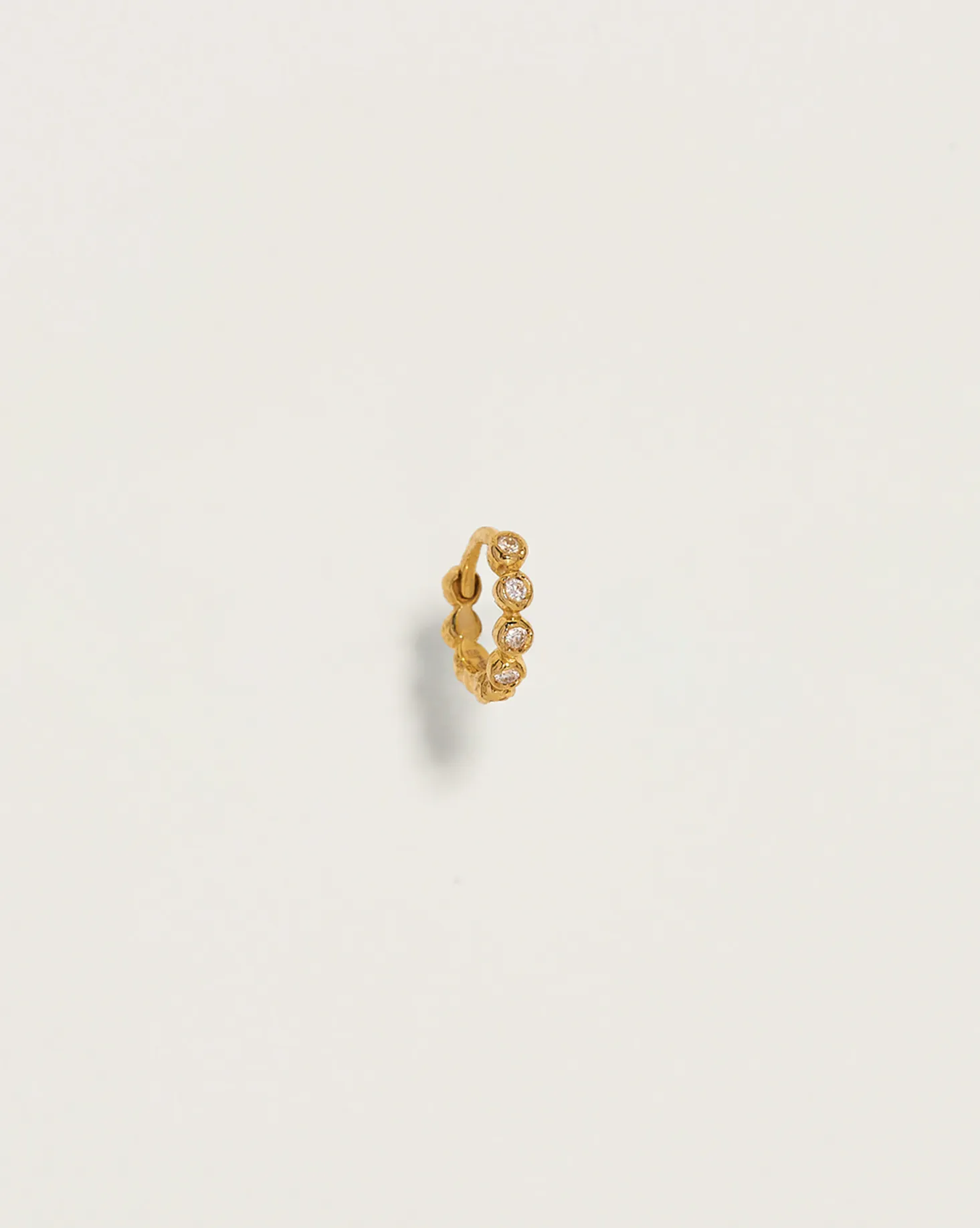 6mm Molten Eternity Huggie - Image 4