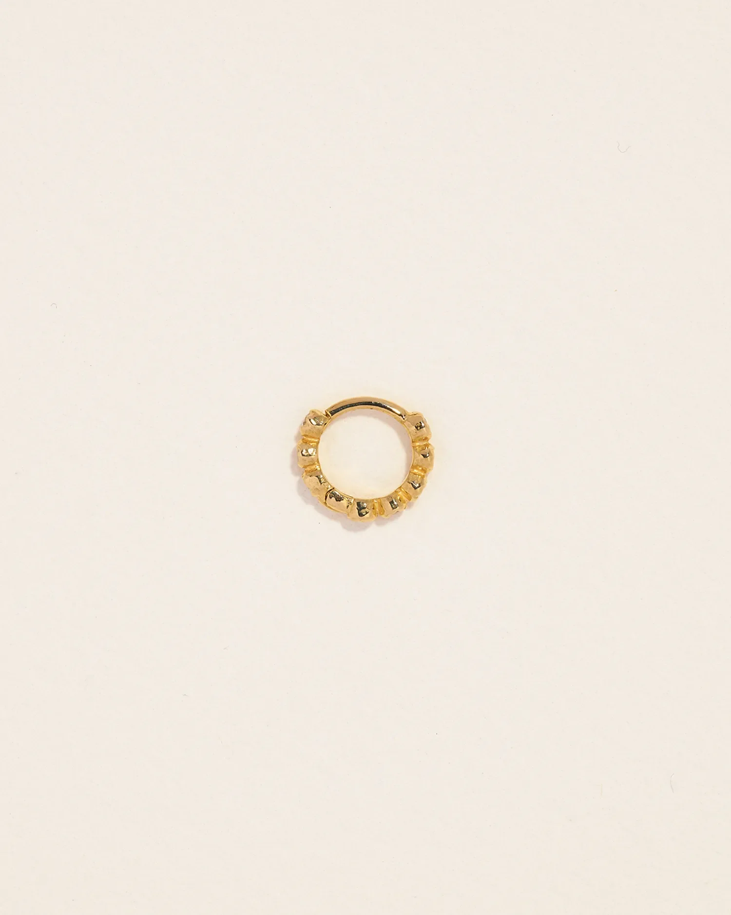 6mm Molten Eternity Huggie - Image 5
