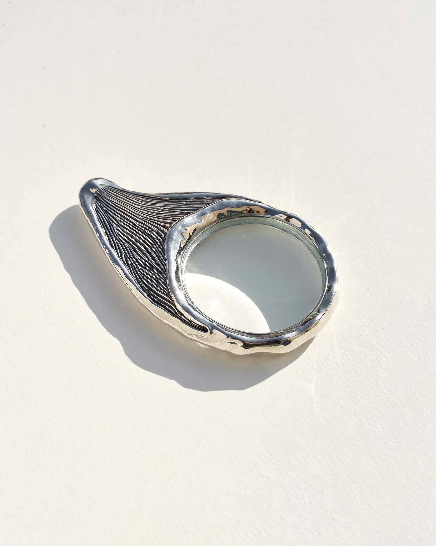 A Closer Look Magnifier - Image 5