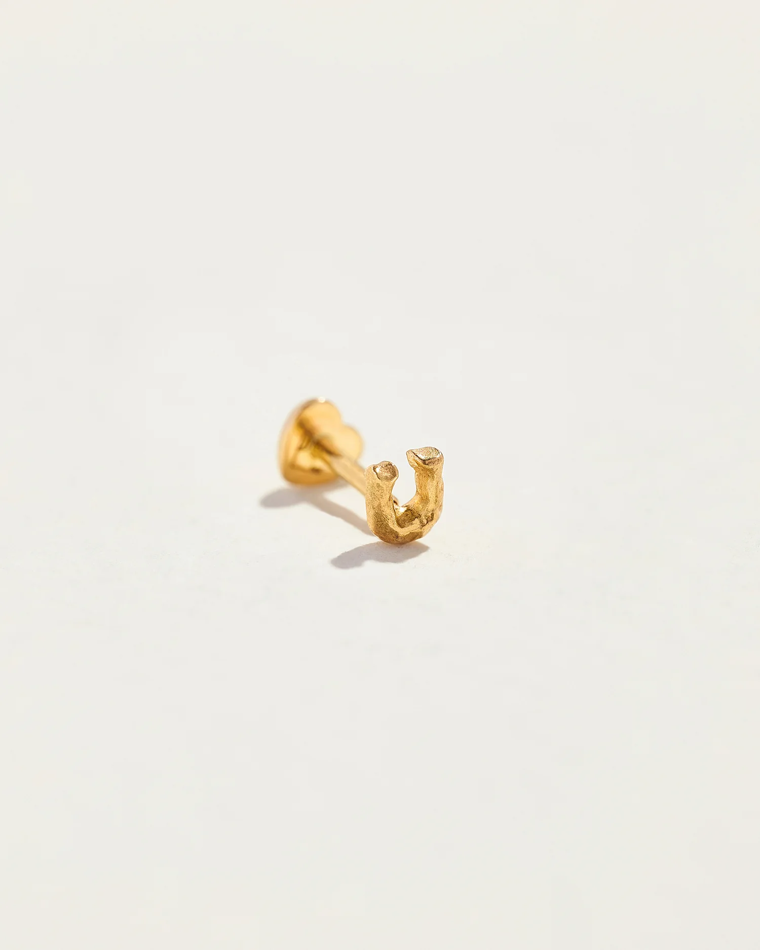 U Stud - Image 2