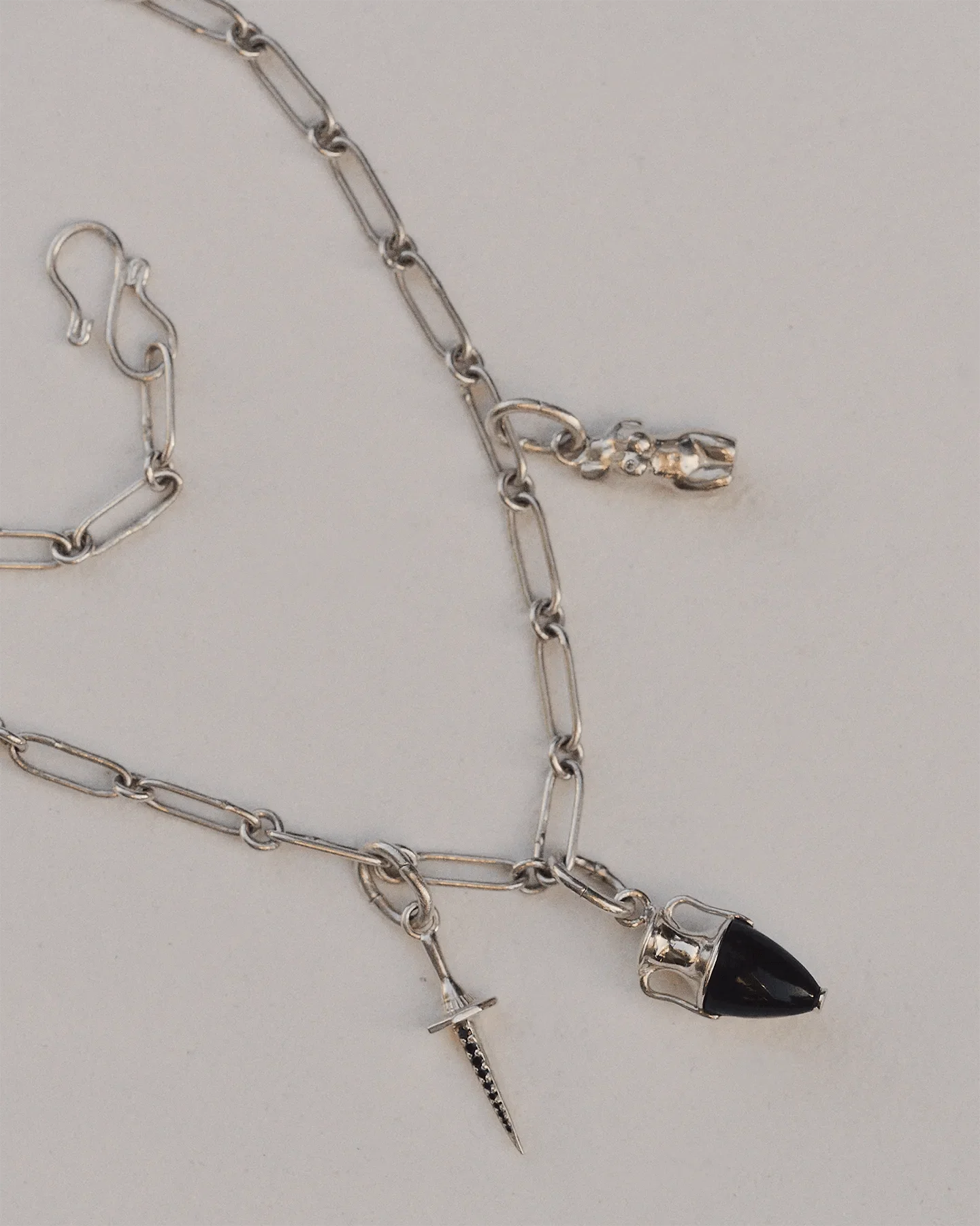 Charm Bail - Image 4
