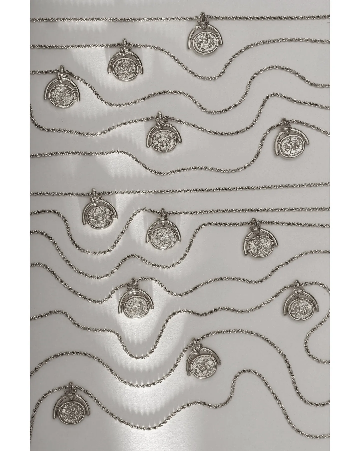 Gemini Spinner Pendant - Image 4