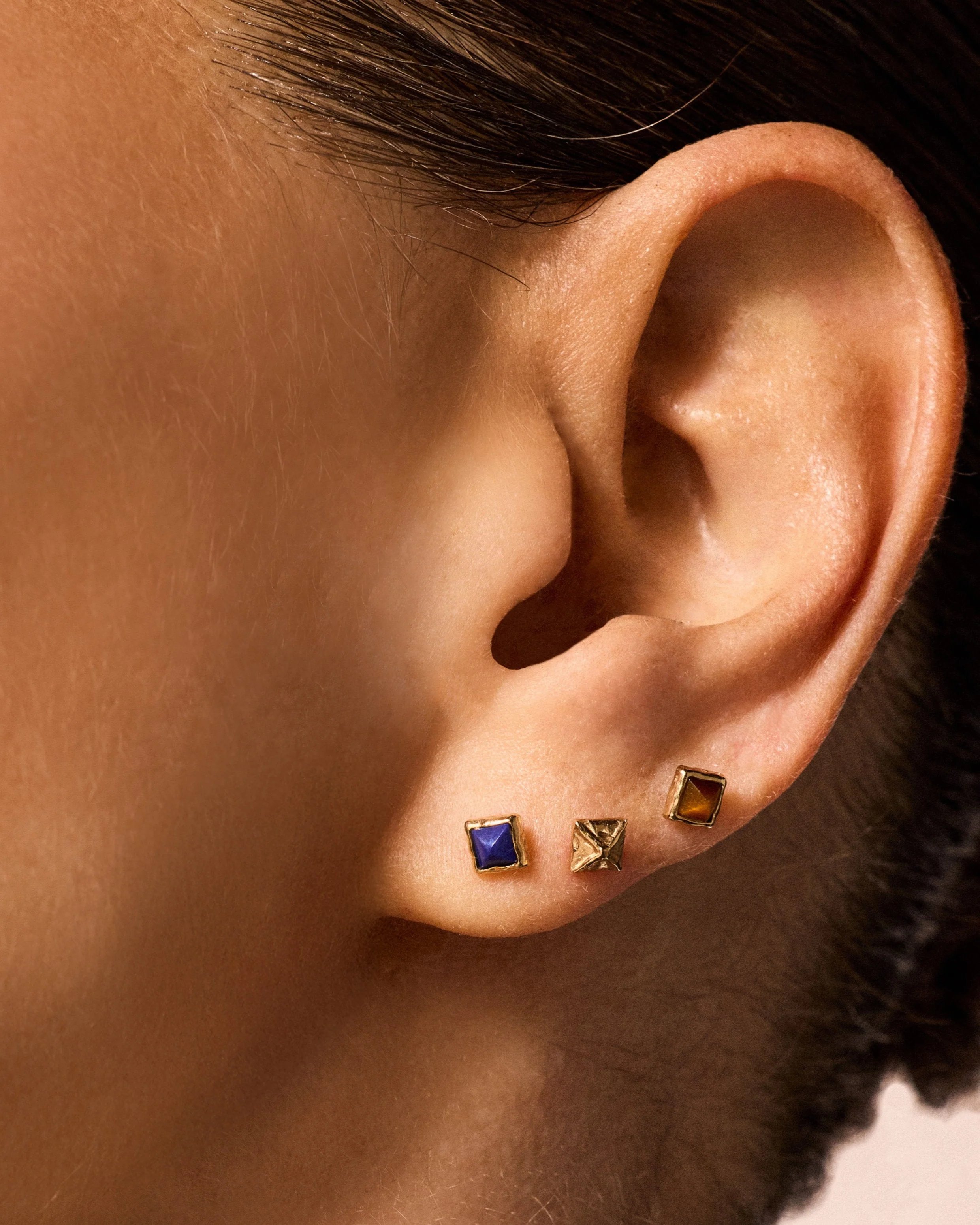 Pyramid Stud - Image 3