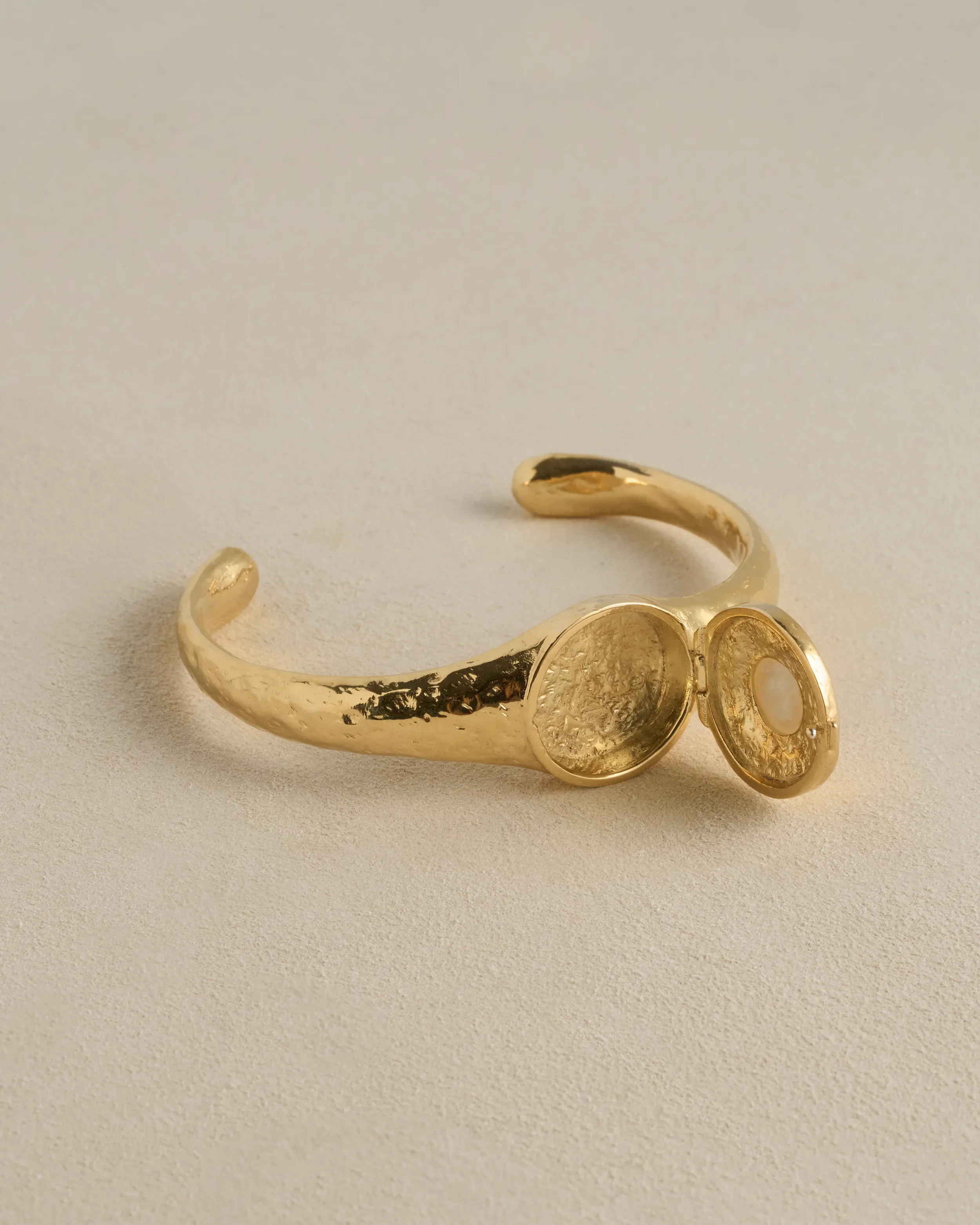 Vivianna Locket Cuff - Image 2